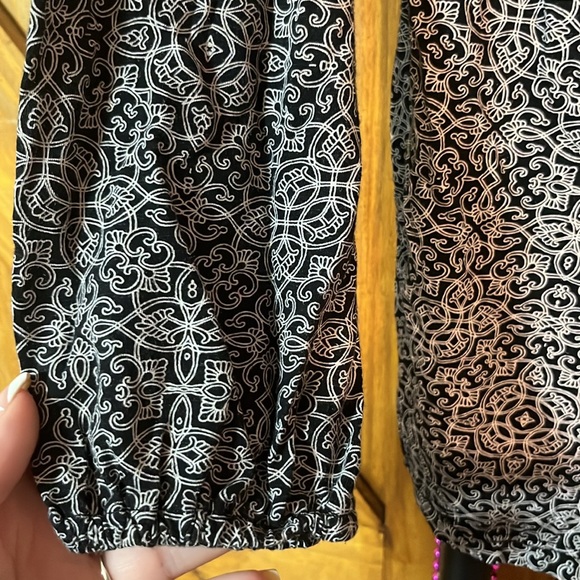 Blouse - Picture 4 of 6